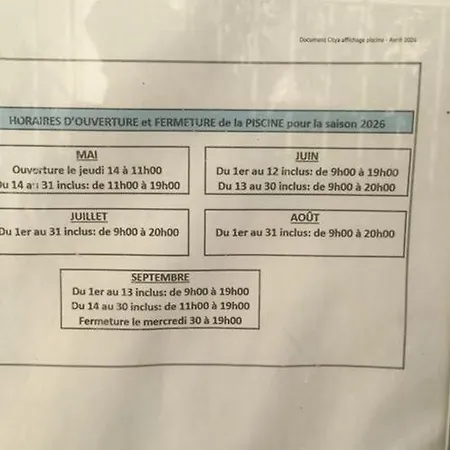 Lagon Bleu Avec Piscine Commune Et Tennis